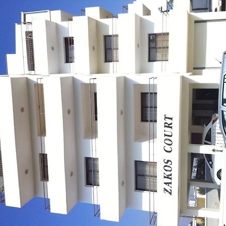 Zakos Court Apartments Larnaca Luaran gambar