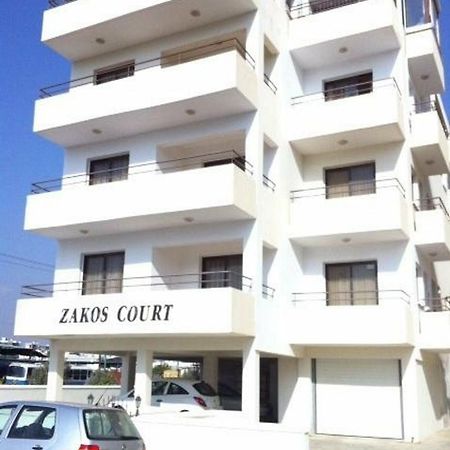 Zakos Court Apartments Larnaca Luaran gambar