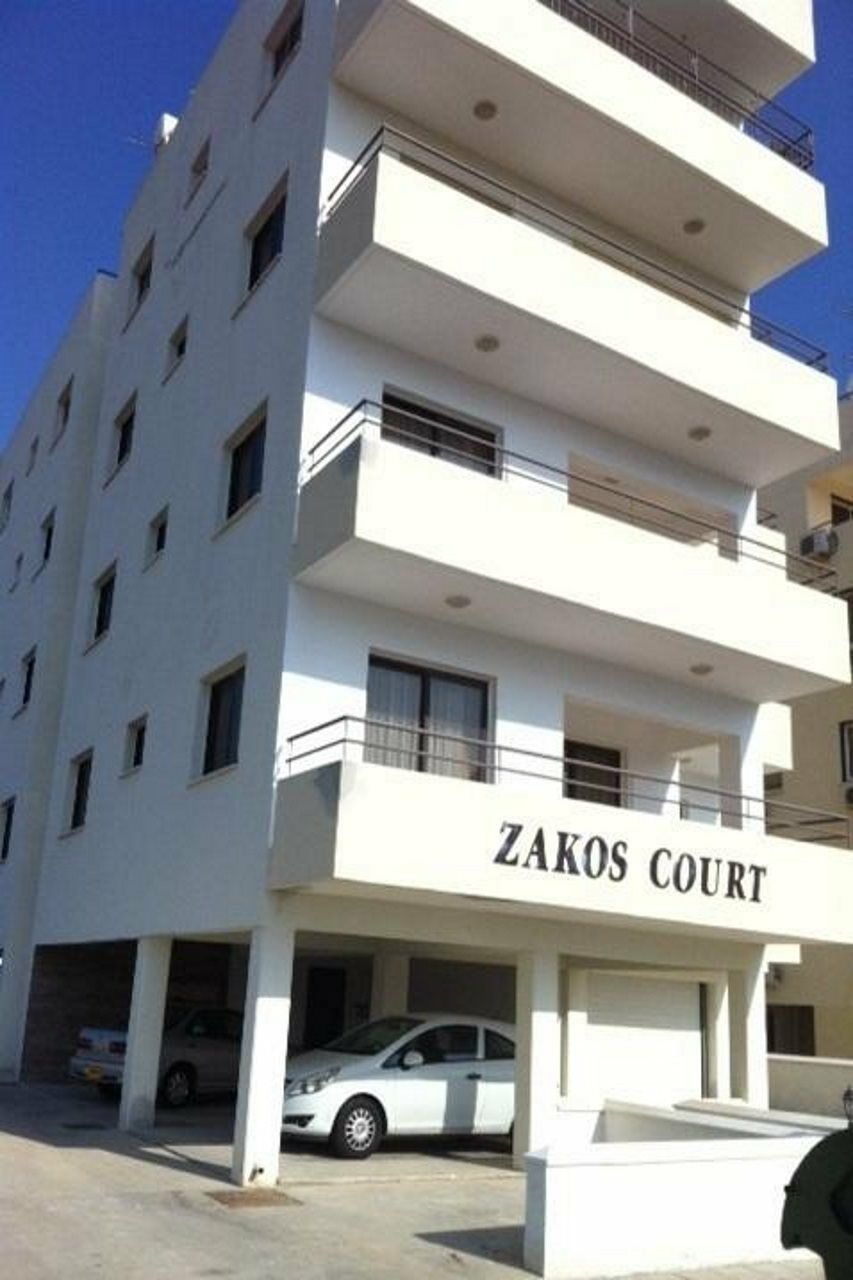 Zakos Court Apartments Larnaca Luaran gambar